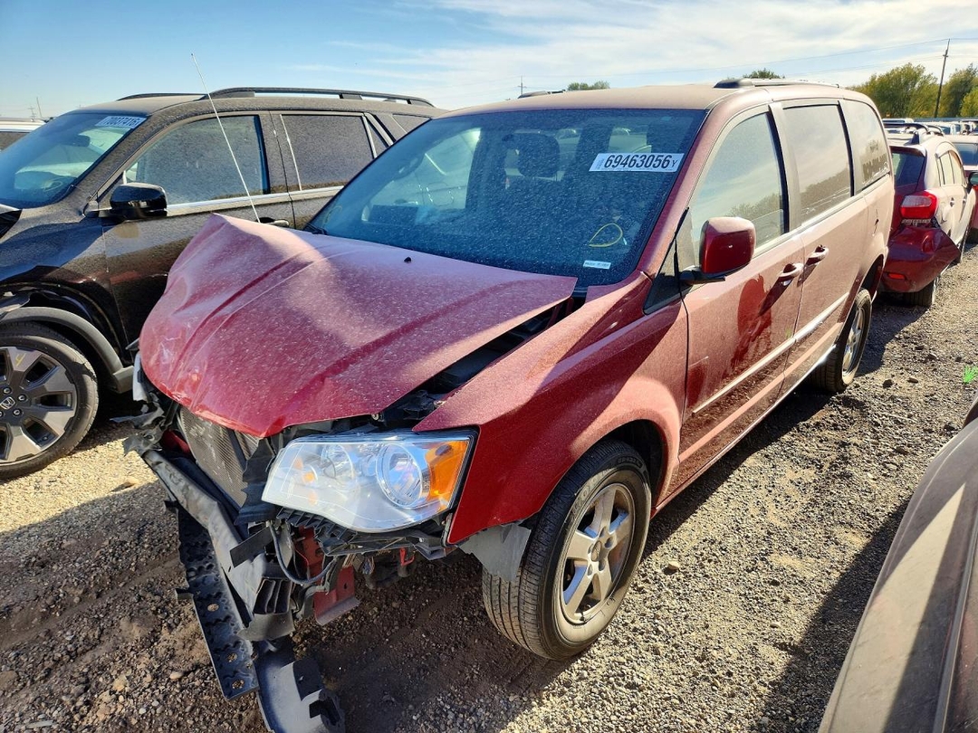 Vue de 2012 DODGE GRAND CARAVAN SXT, angle 1