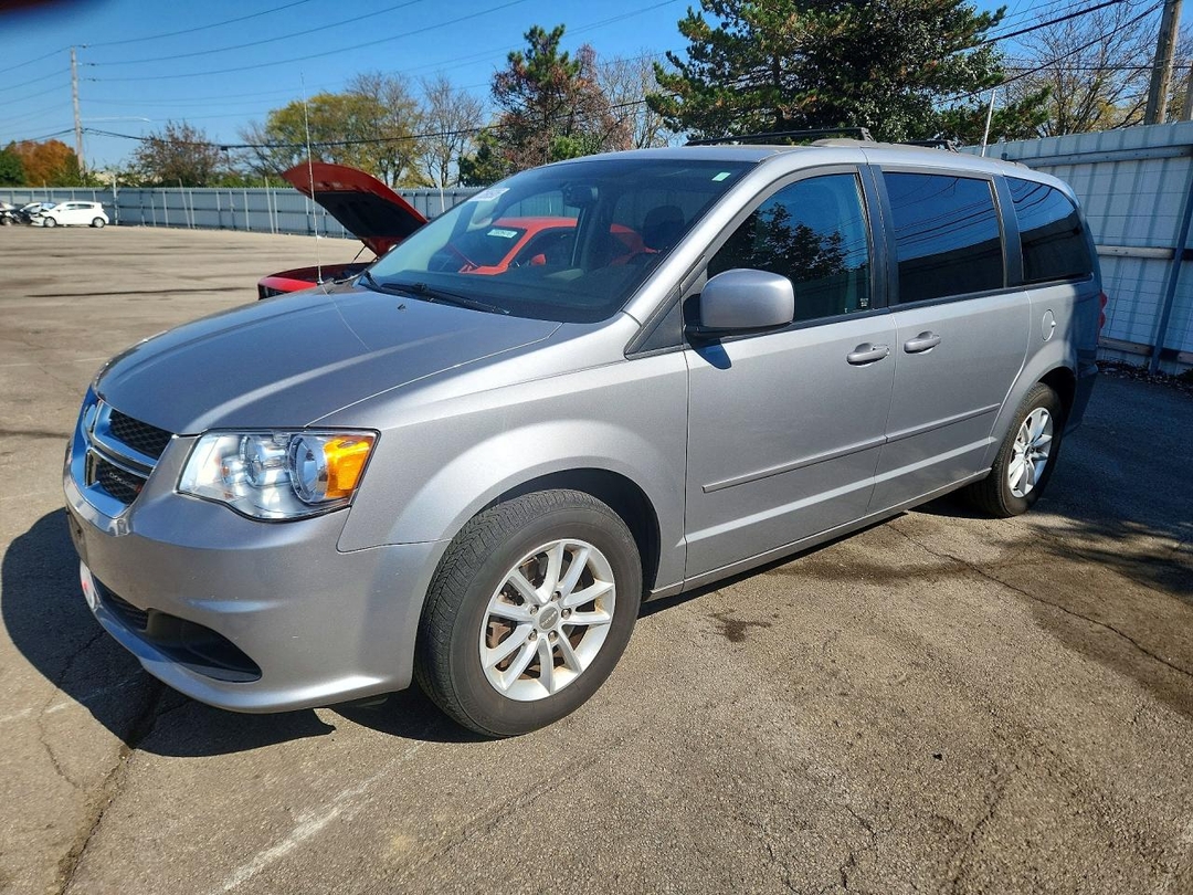 Vue de 2015 DODGE GRAND CARAVAN SXT, angle 1