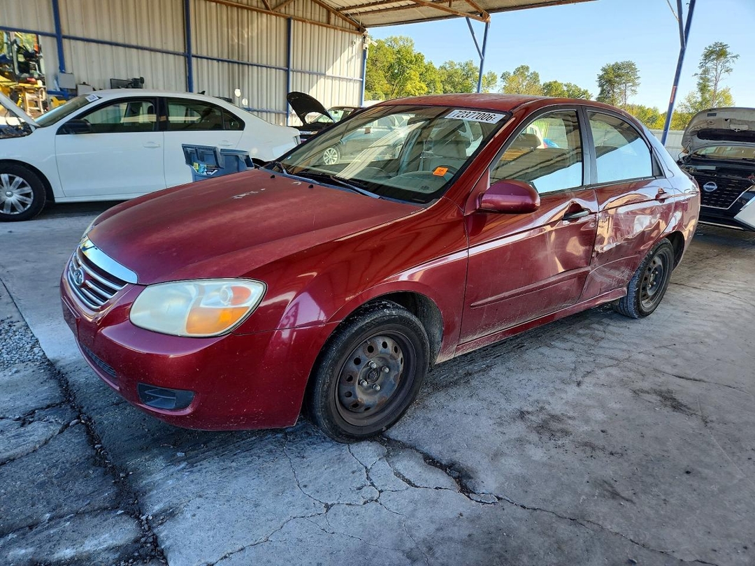 Vue de 2007 KIA SPECTRA LX, angle 1