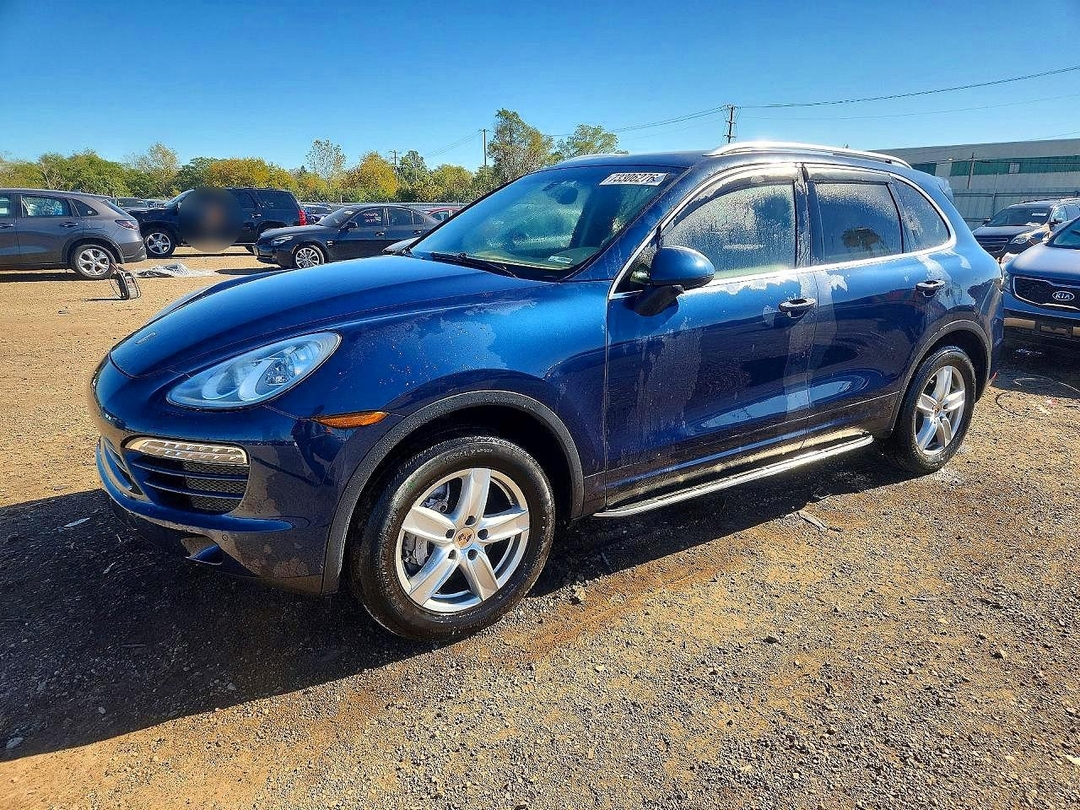 Vue de 2014 PORSCHE CAYENNE, angle 1
