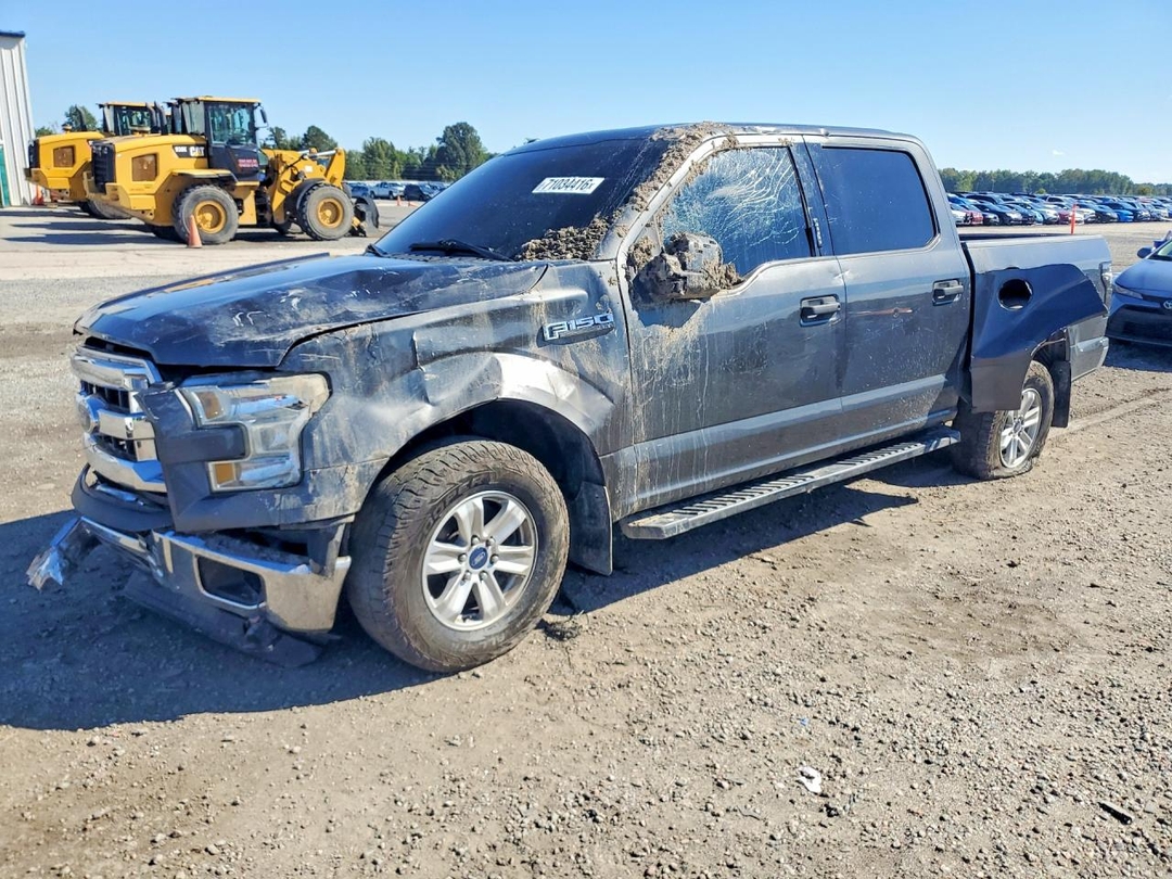 Вид 2016 FORD F150 SUPERCREW, угол 1