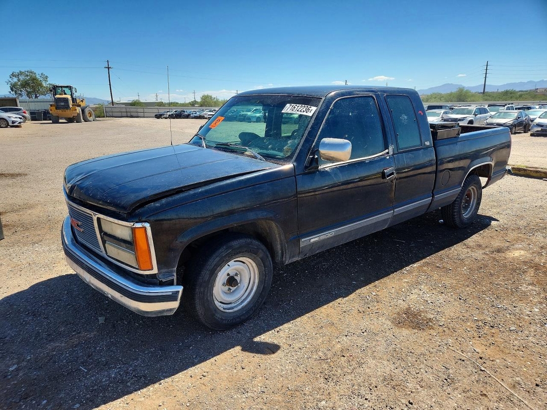 منظر 1993 GMC SIERRA، زاوية 1