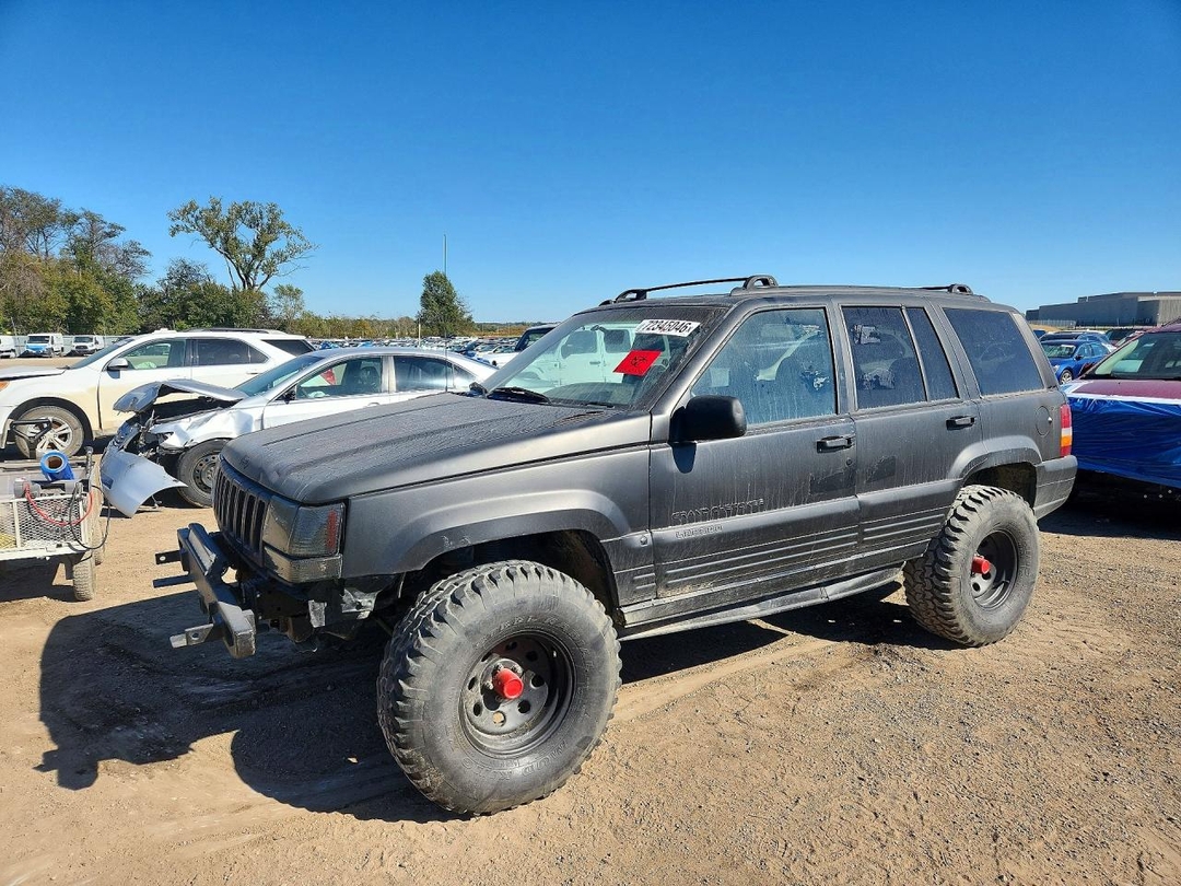 Вид 1996 JEEP GRAND CHEROKEE LAREDO, угол 1