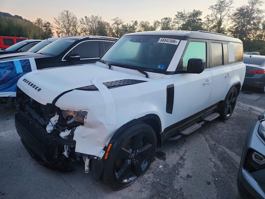Вид 2025 LAND ROVER DEFENDER 130 X-DYNAMIC SE, угол 1