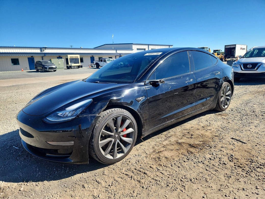 منظر 2020 TESLA MODEL 3، زاوية 1