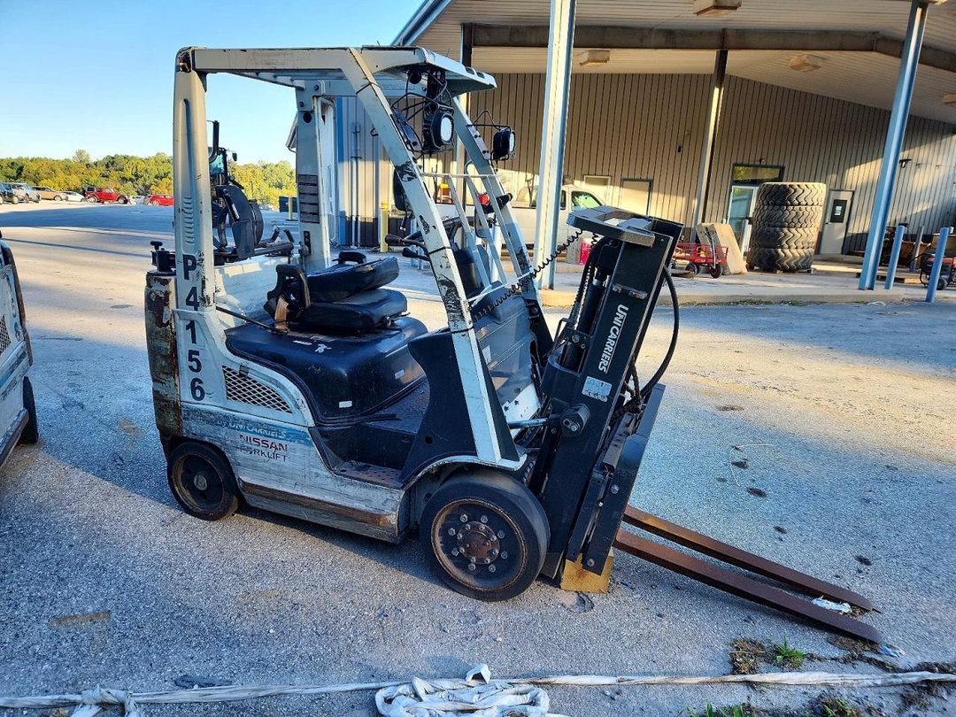 Vue de 2015 FORKLIFT, angle 1