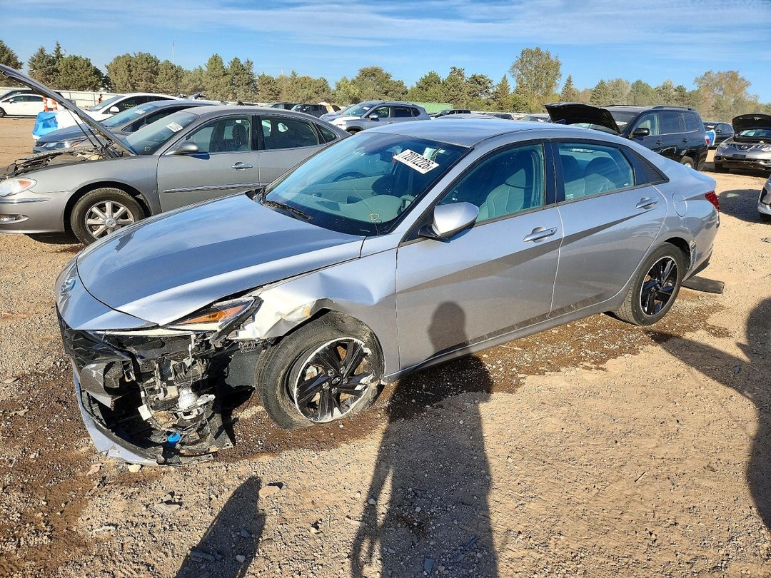 Vista de 2022 HYUNDAI ELANTRA SEL, ángulo 1
