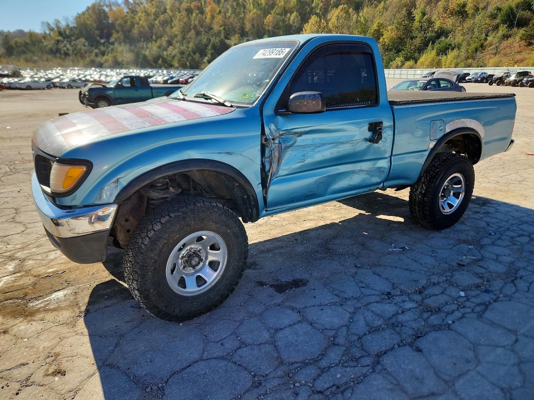Vue de 1996 TOYOTA TACOMA BASE, angle 1