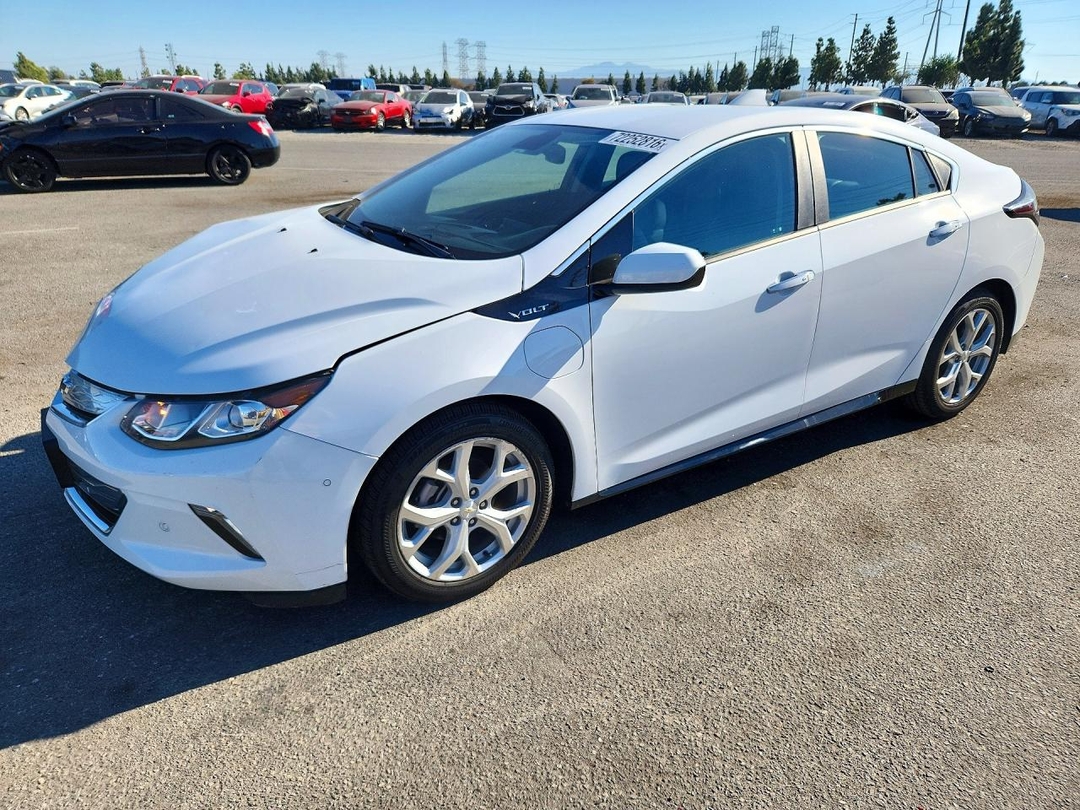منظر 2018 CHEVROLET VOLT PREMIER، زاوية 1