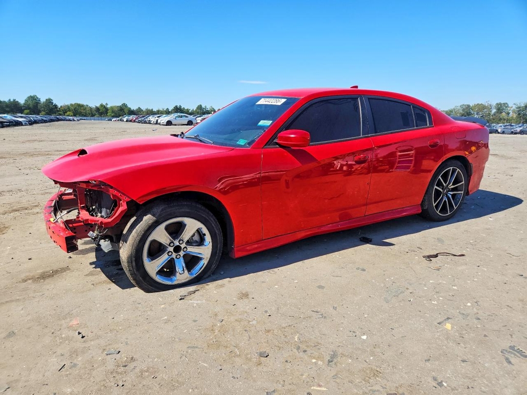 Vista de 2019 DODGE CHARGER R/T, ángulo 1