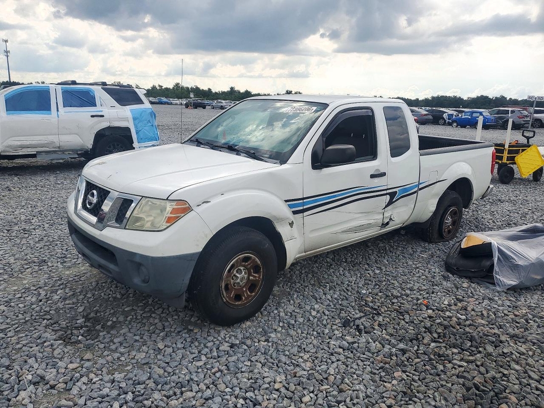 Vue de 2016 NISSAN FRONTIER S, angle 1