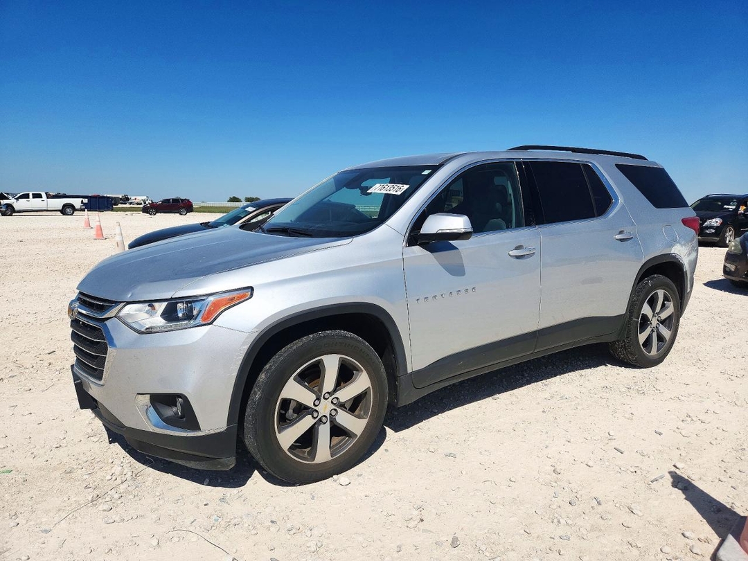 Vue de 2019 CHEVROLET TRAVERSE LT, angle 1