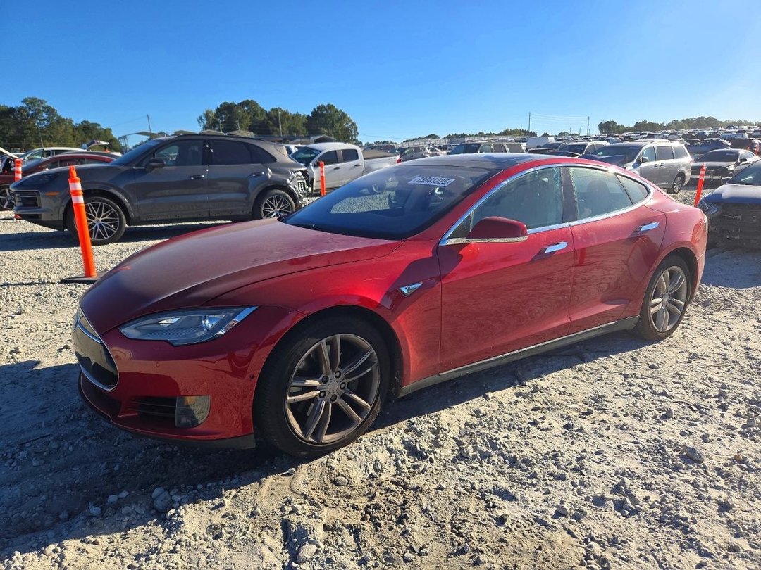 منظر 2015 TESLA MODEL S 70، زاوية 1