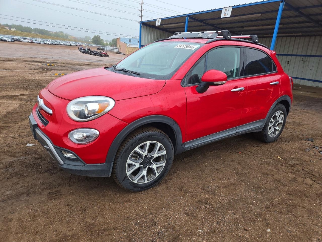 منظر 2016 FIAT 500X TREKKING، زاوية 1