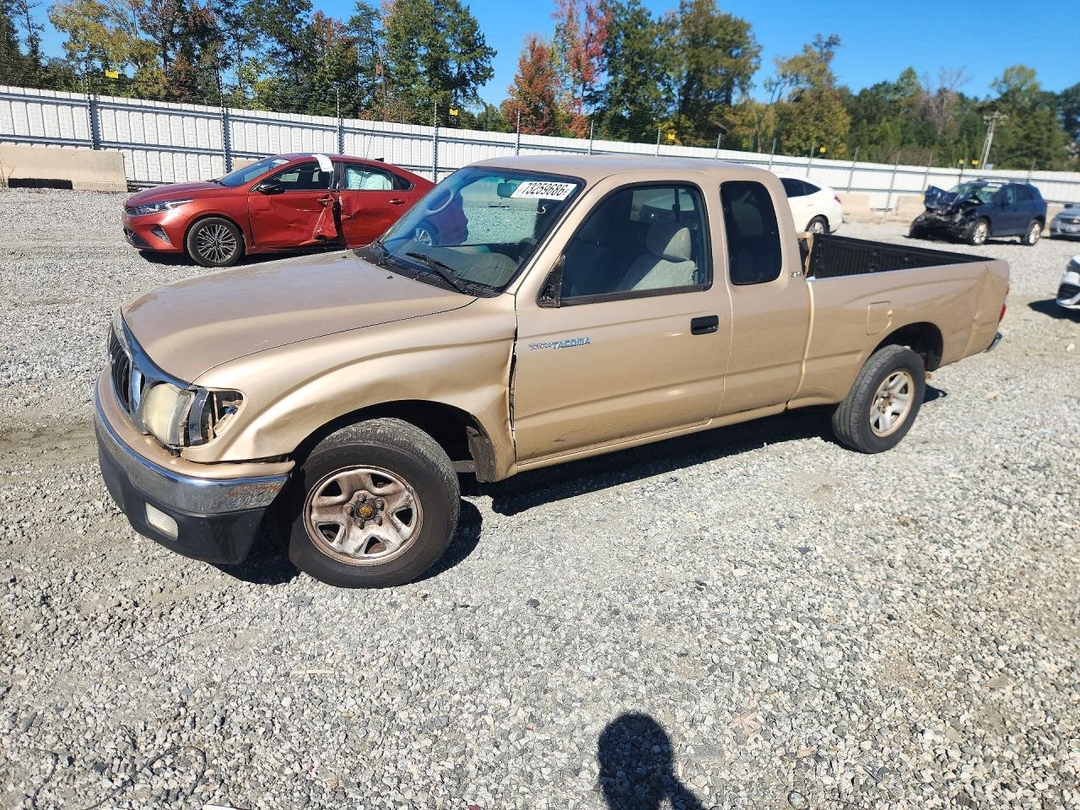 Вид 2001 TOYOTA TACOMA BASE, угол 1