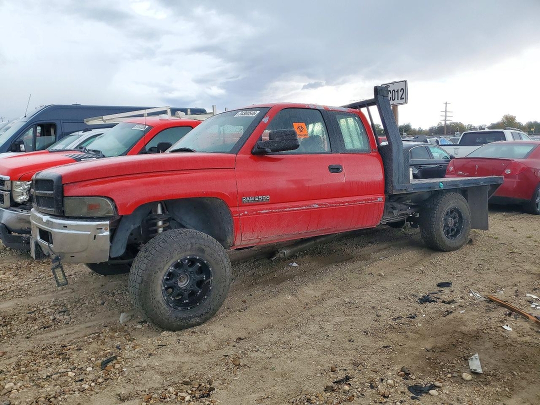 Vista de 1996 DODGE RAM 2500, ángulo 1