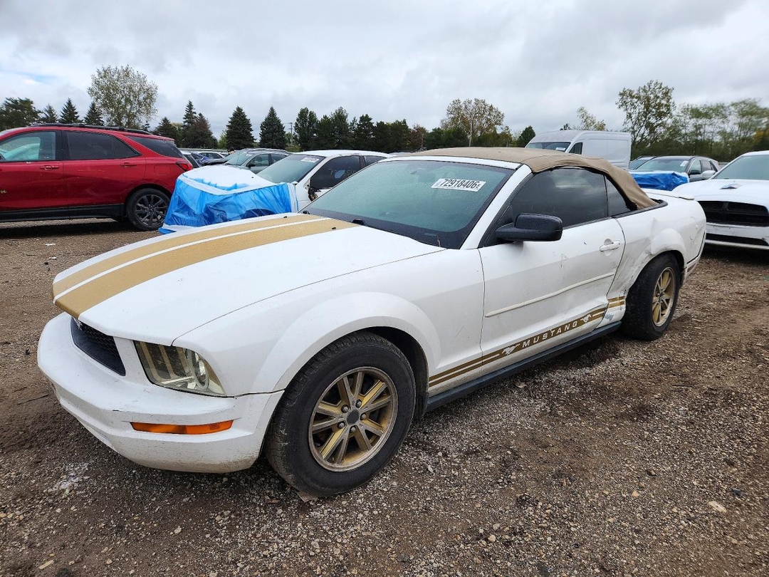 Vista de 2007 FORD MUSTANG, ángulo 1