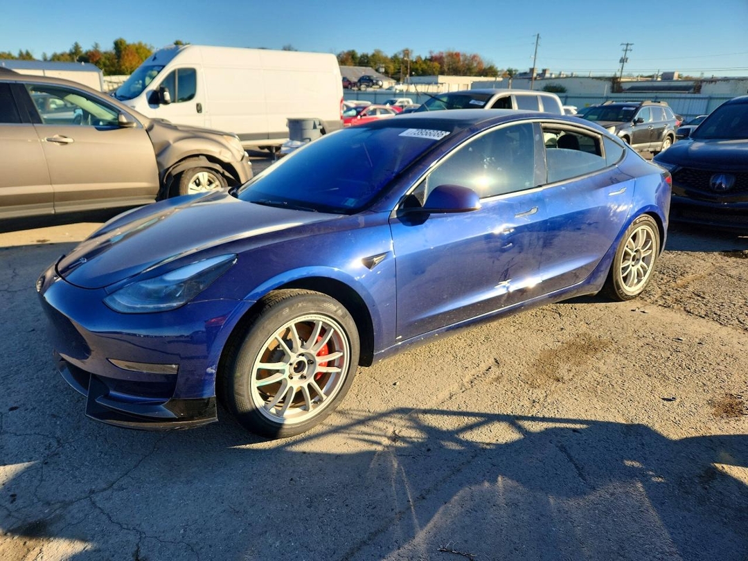 Vista de 2023 TESLA MODEL 3, ángulo 1