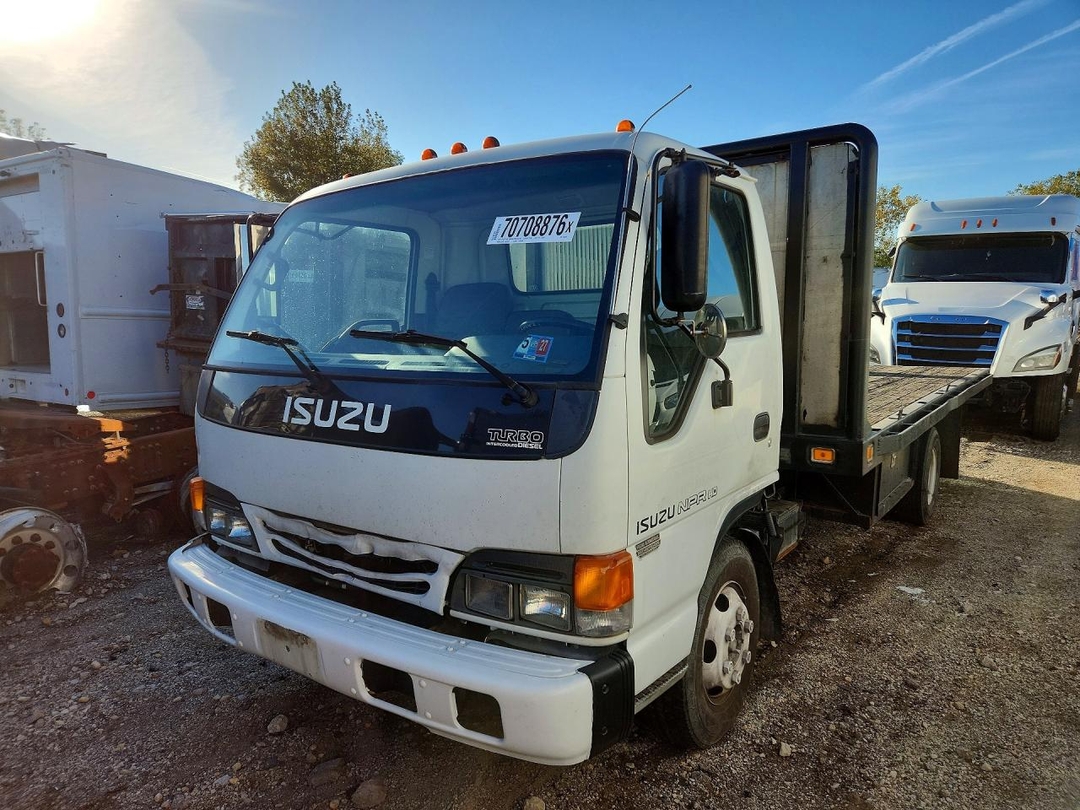 Vista de 2000 ISUZU NPR NPR-ST, ángulo 1