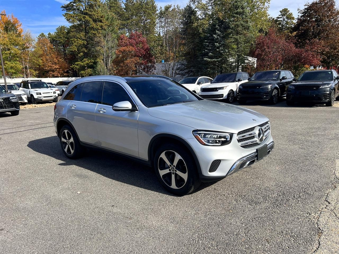 Вид 2020 MERCEDES-BENZ GLC 300, угол 1