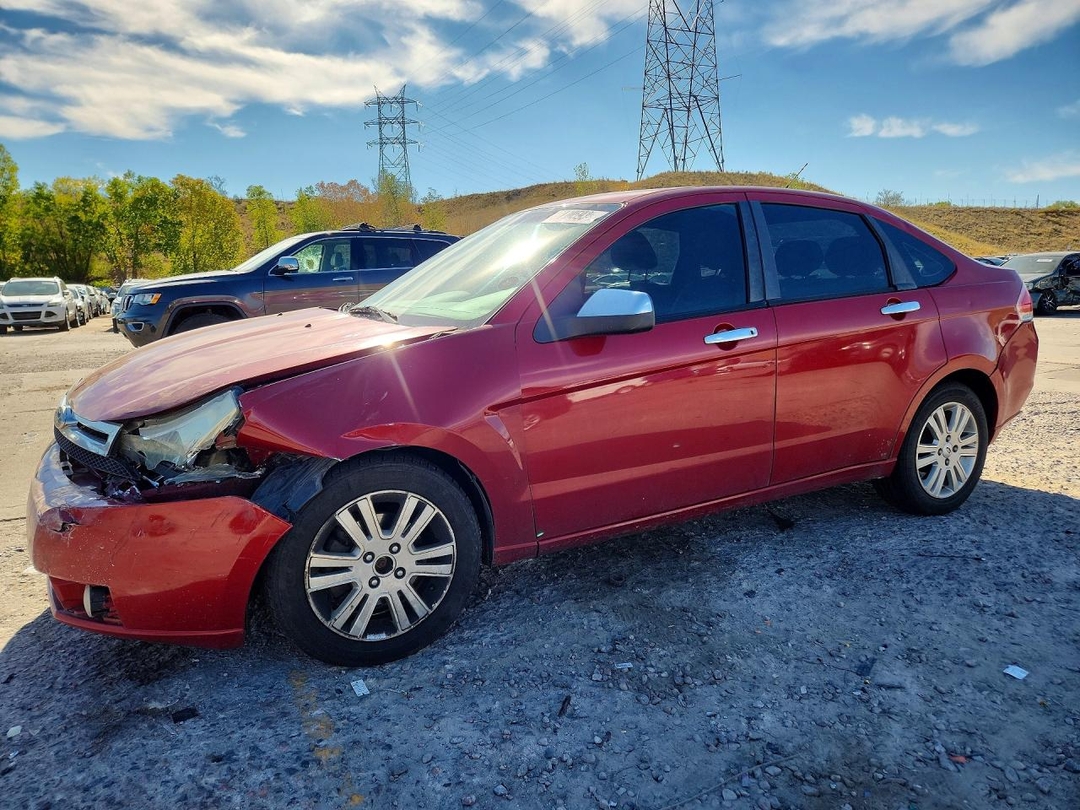منظر 2011 FORD FOCUS SEL، زاوية 1