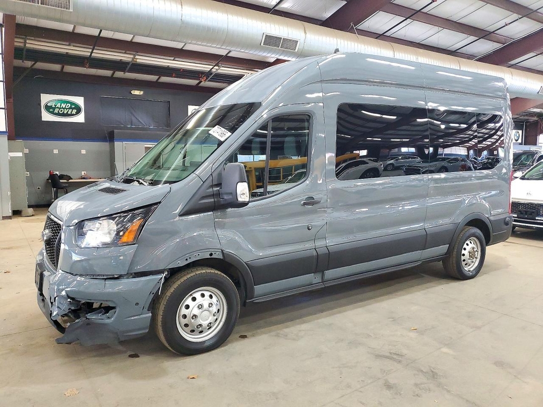 Вид 2024 FORD TRANSIT T-350, угол 1
