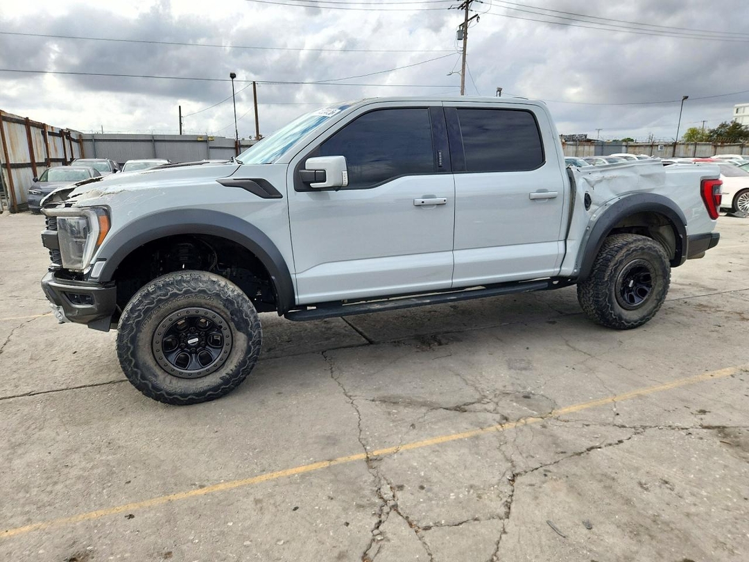 Vue de 2023 FORD F150 RAPTOR, angle 1