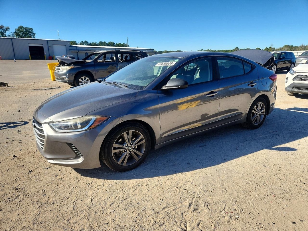 Vue de 2018 HYUNDAI ELANTRA SEL, angle 1