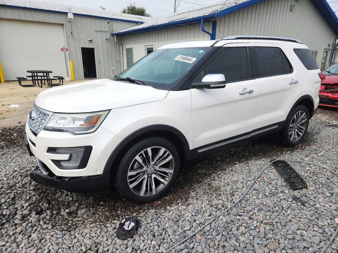 Вид 2017 FORD EXPLORER PLATINUM, угол 1