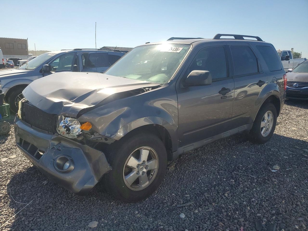 Вид 2010 FORD ESCAPE, угол 1