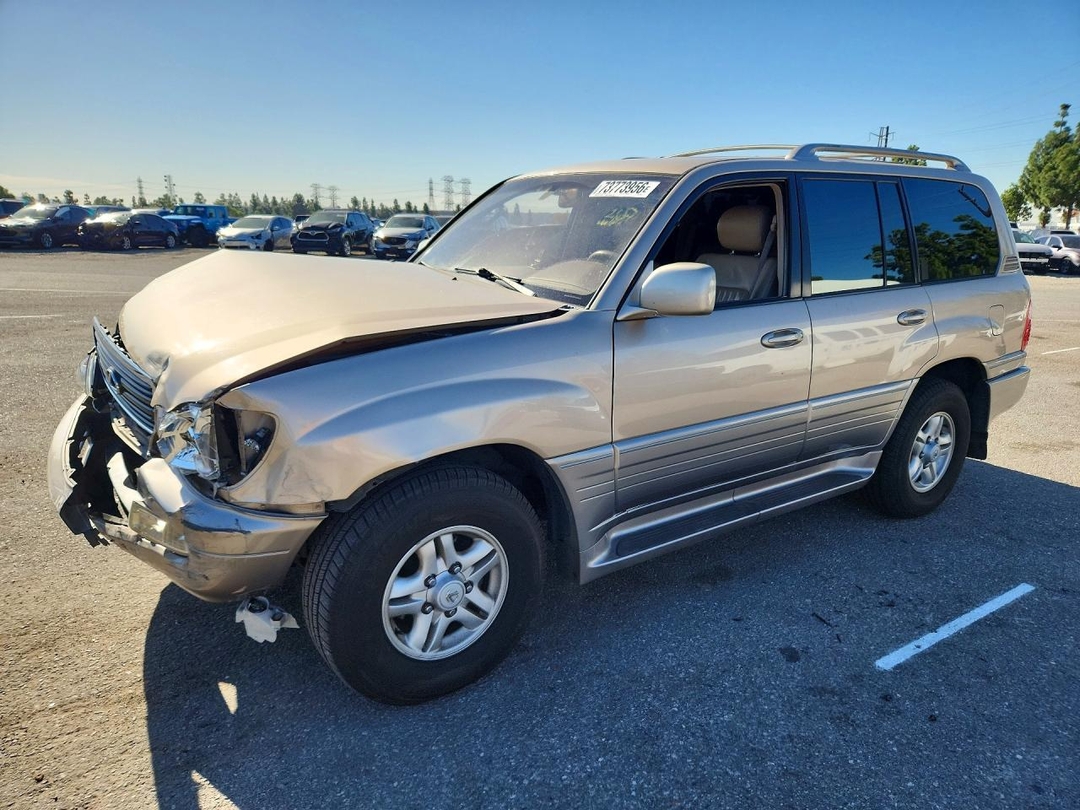 Vista de 1999 LEXUS LX 470, ángulo 1
