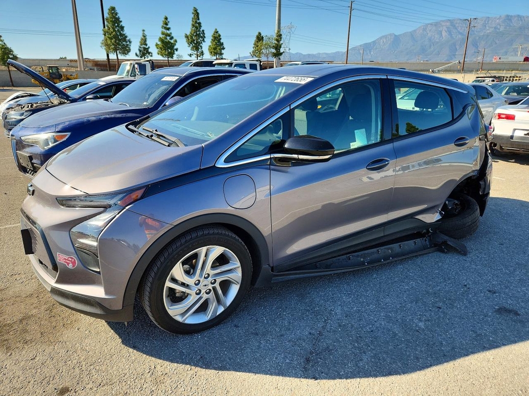 Vedere 2023 CHEVROLET BOLT EV 1LT, unghi 1