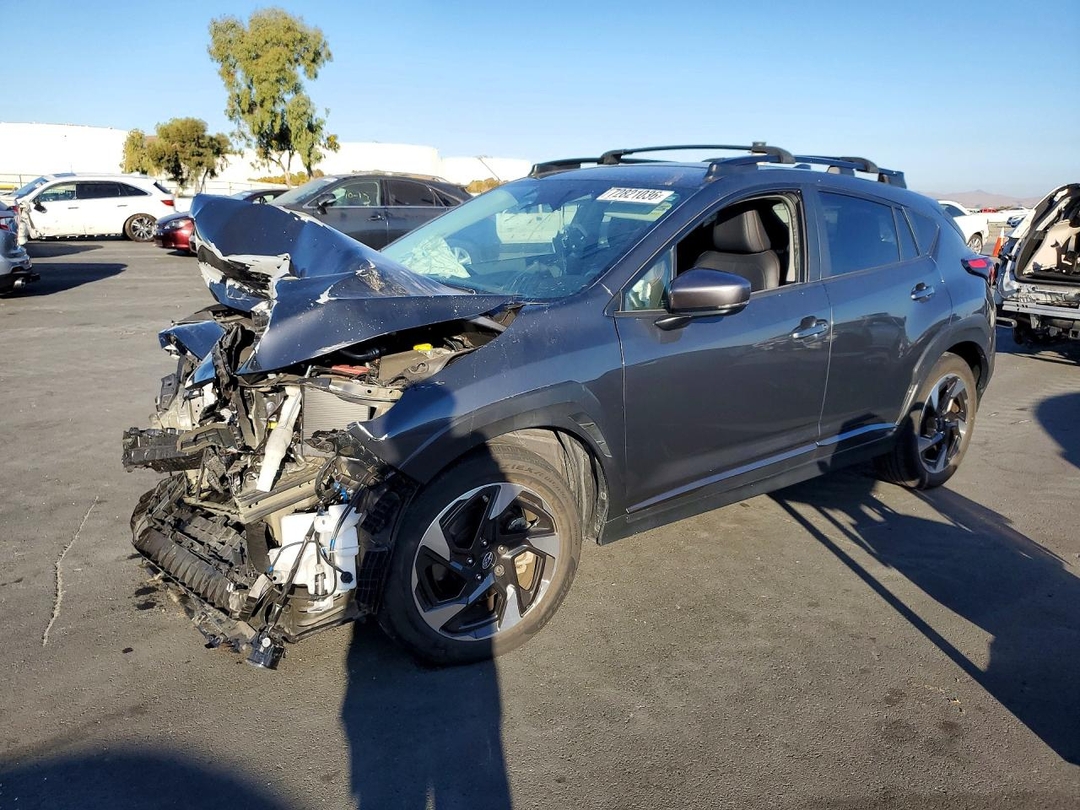 Vista de 2024 SUBARU CROSSTREK LIMITED, ángulo 1