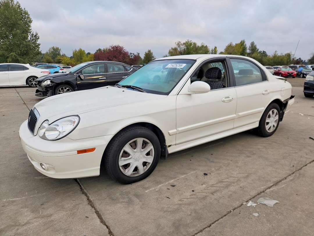 Vista de 2004 HYUNDAI SONATA BASE, ángulo 1