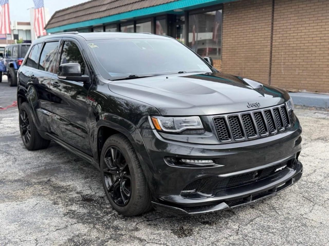 Vedere 2014 JEEP GRAND CHEROKEE SRT-8, unghi 1
