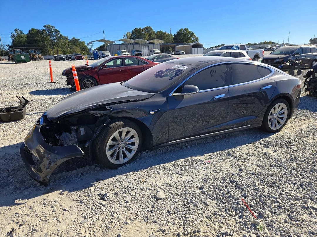 منظر 2017 TESLA MODEL S، زاوية 1