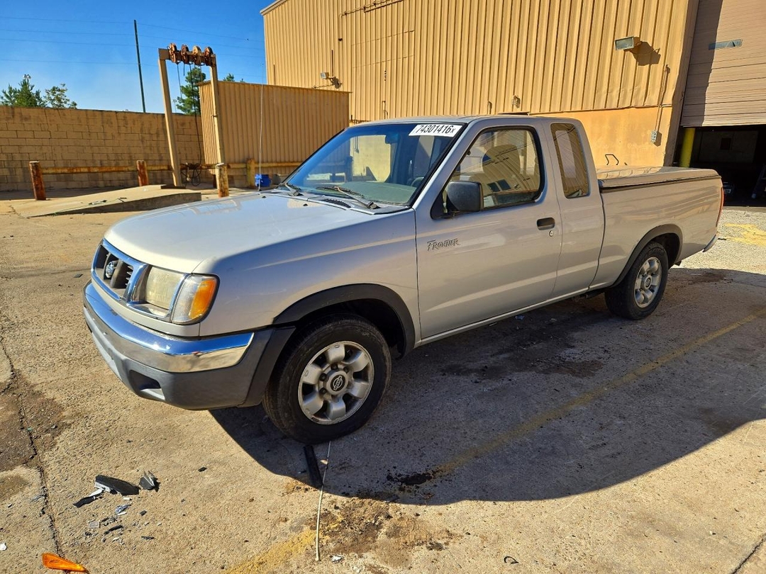 Vista de 1998 NISSAN FRONTIER XE, ángulo 1