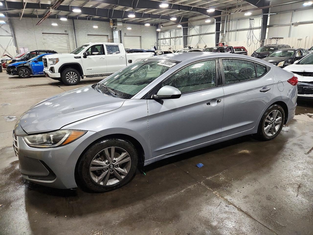 Vista de 2017 HYUNDAI ELANTRA SE, ángulo 1
