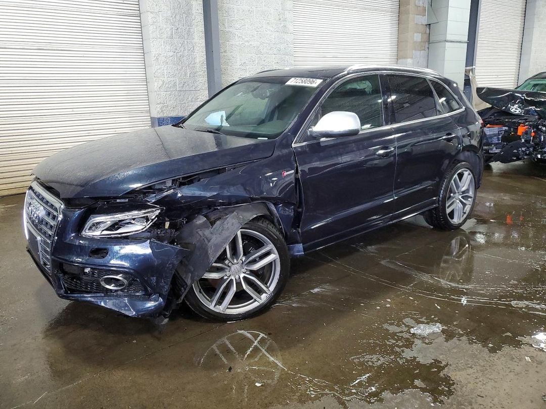منظر 2015 AUDI SQ5 PRESTIGE، زاوية 1