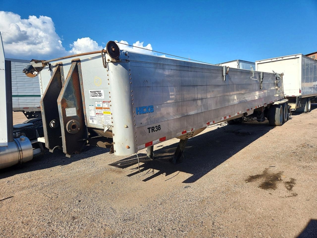 Vue de 2016 HICK FL3938 END DUMP TRAILER, angle 1