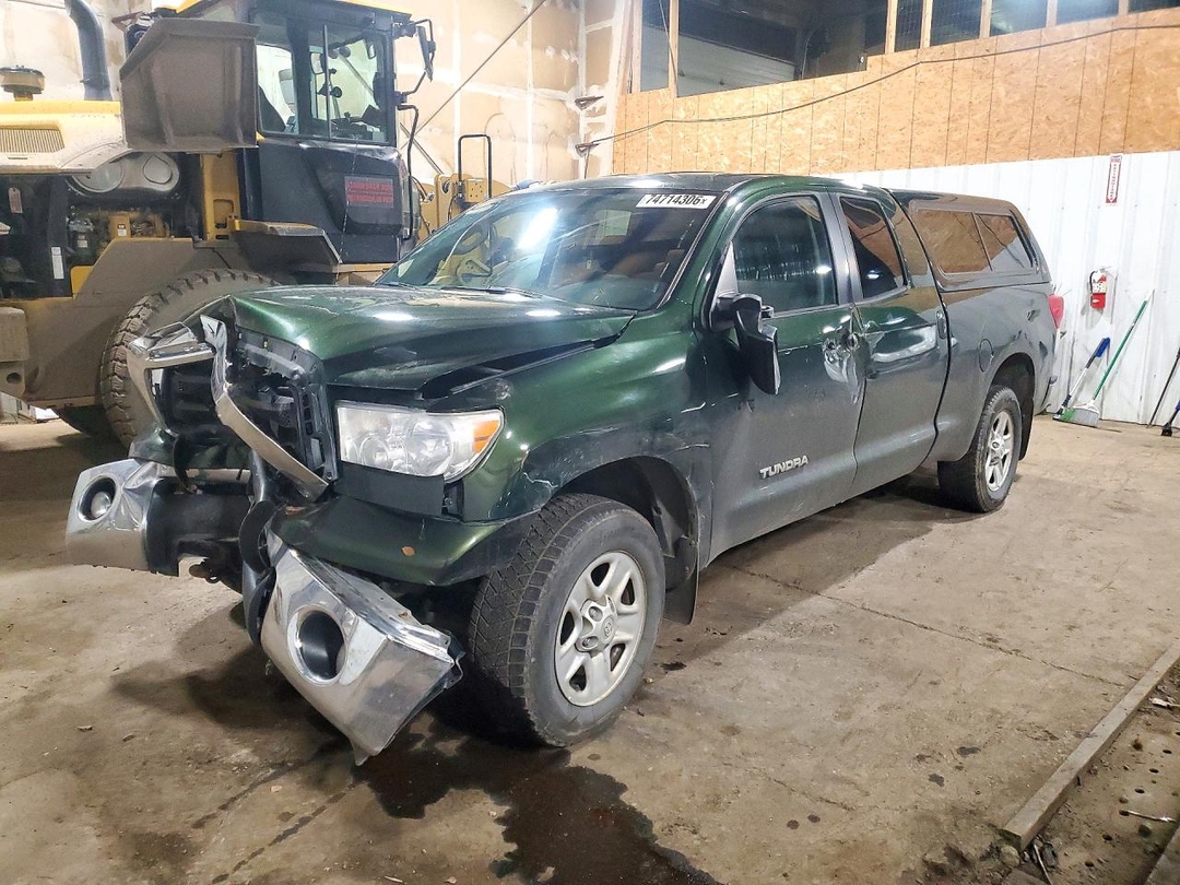 Вид 2012 TOYOTA TUNDRA DOUBLE CAB SR5, угол 1