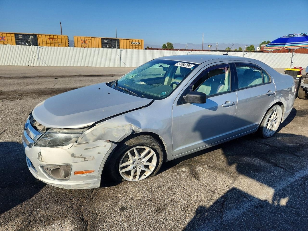 منظر 2010 FORD FUSION S، زاوية 1