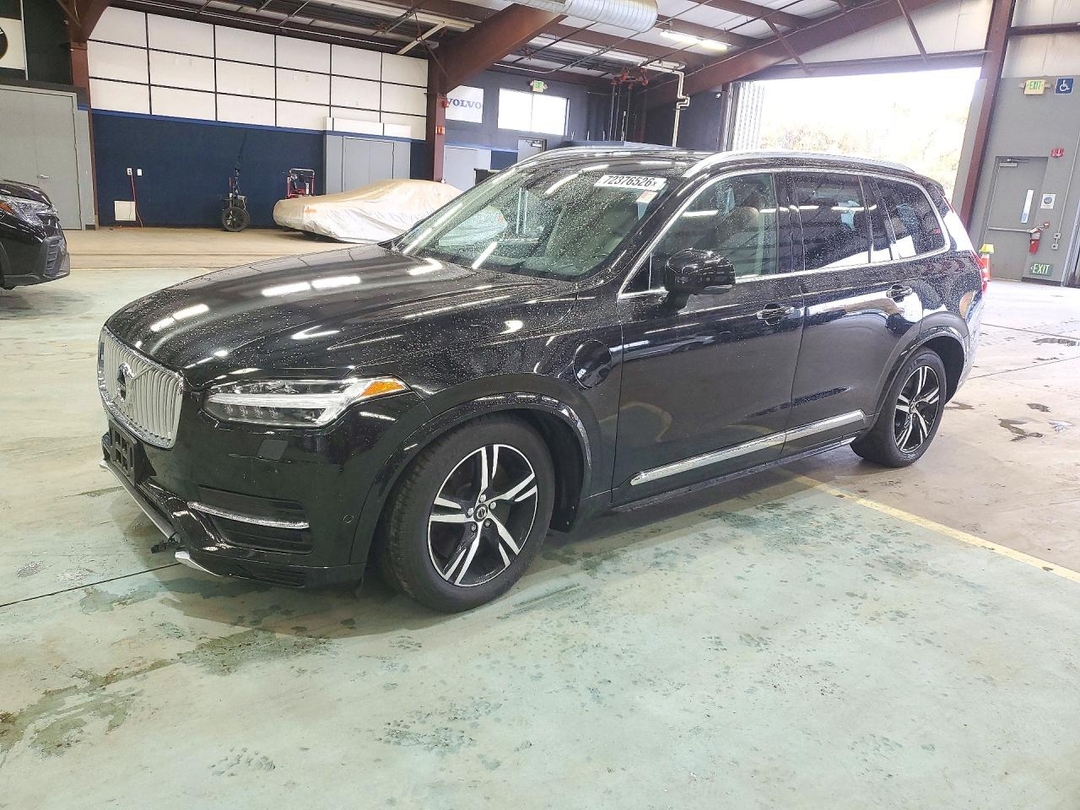 Vedere 2017 VOLVO XC90 T8, unghi 1
