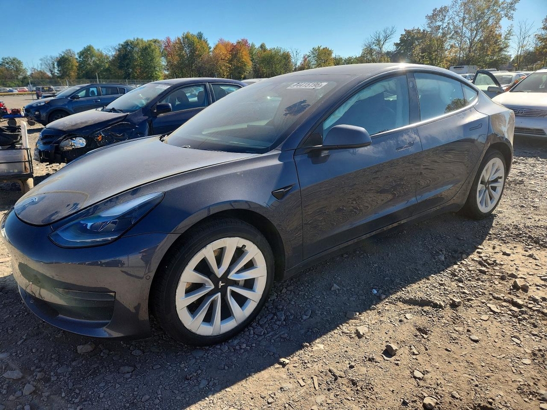 Vista de 2021 TESLA MODEL 3, ángulo 1