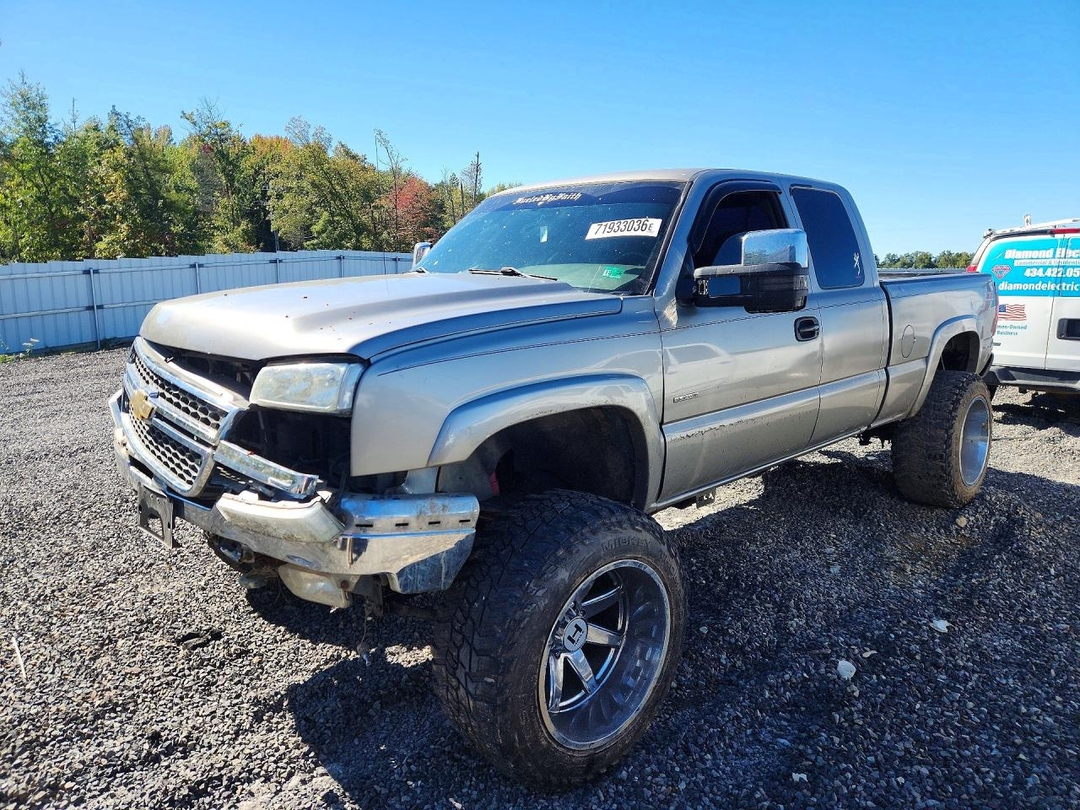 Vista de 2003 CHEVROLET SILVERADO K2500 HEAVY DUTY, ángulo 1