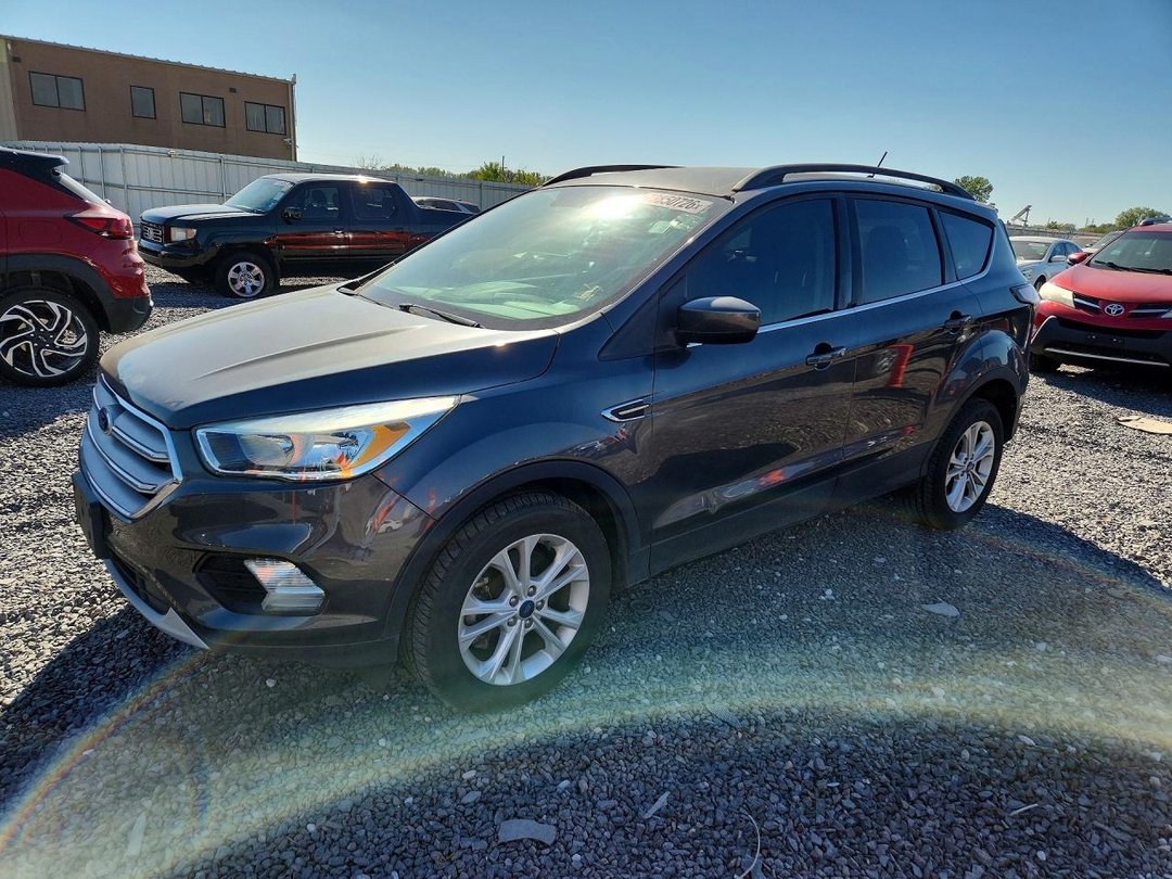 Vedere 2018 FORD ESCAPE SE, unghi 1