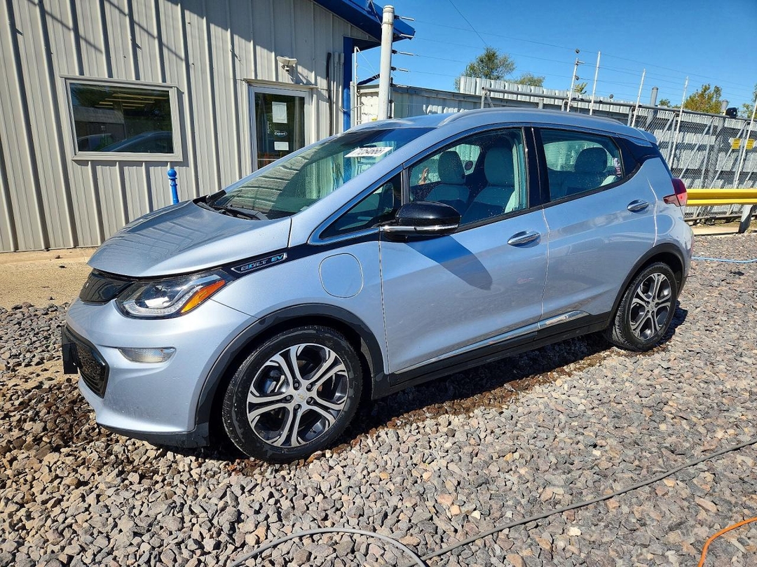 Vista de 2017 CHEVROLET BOLT EV PREMIER, ángulo 1