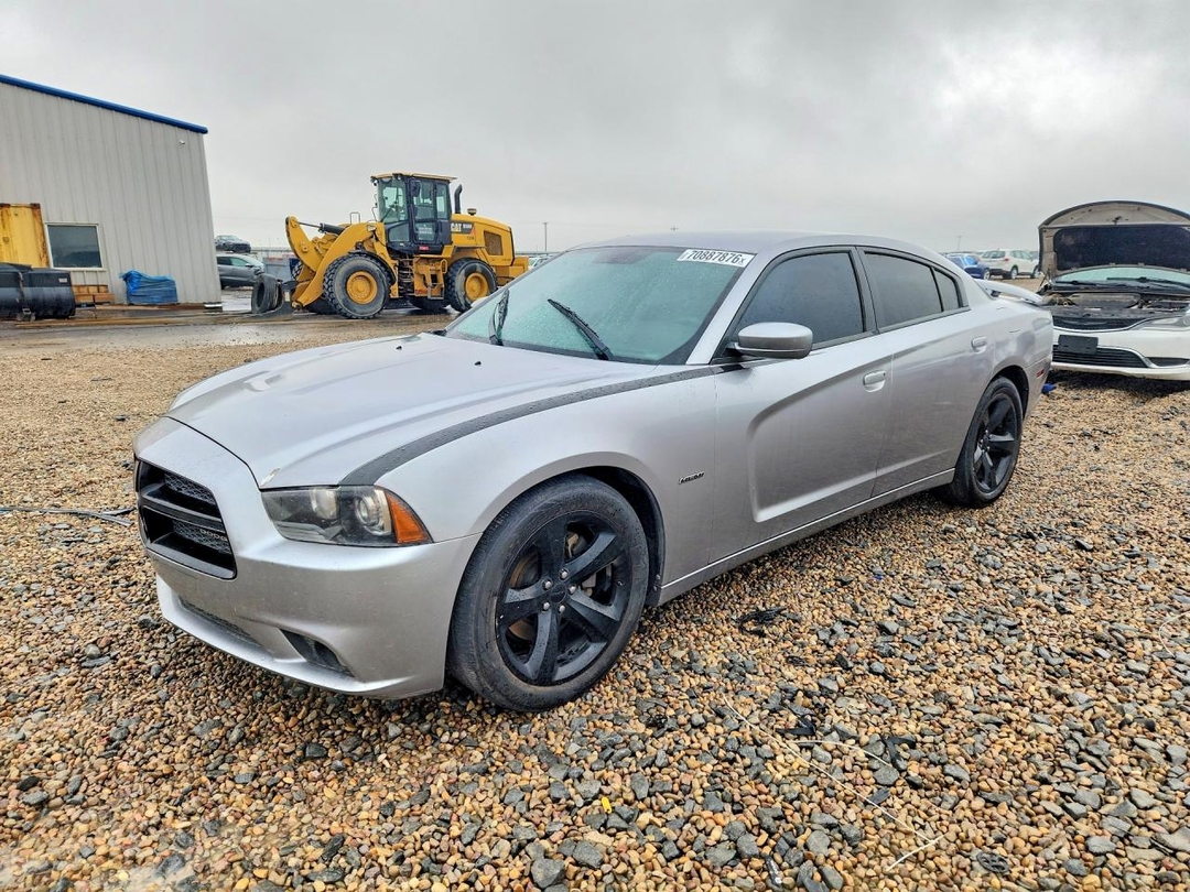 Vista de 2013 DODGE CHARGER R/T, ángulo 1