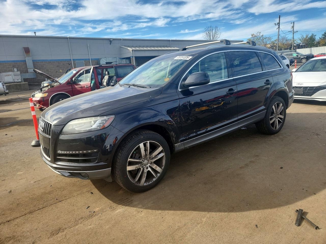 Вид 2013 AUDI Q7 PREMIUM PLUS, угол 1