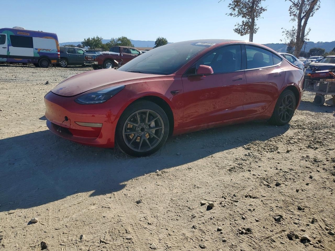 Vue de 2023 TESLA MODEL 3, angle 1